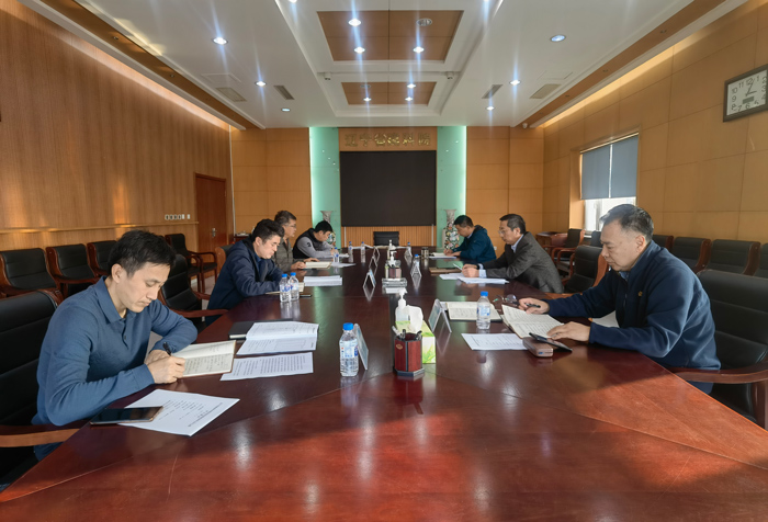 公司召開黨委理論學(xué)習(xí)中心組擴(kuò)大會議 專題學(xué)習(xí)黨的二十大精神(圖1)